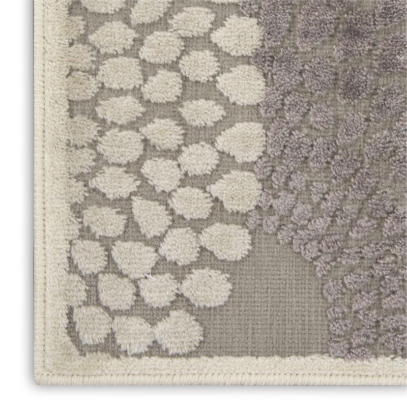 XXL Gray Synthetic Stain-Resistant Traditional Rug