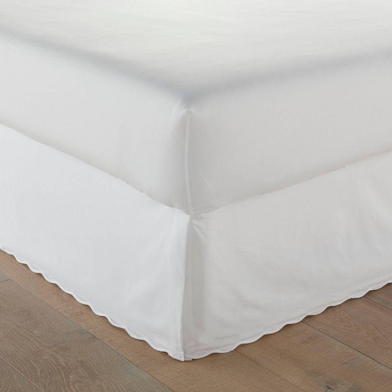 Stone Cottage Queen White Cotton Scallop Bedskirt