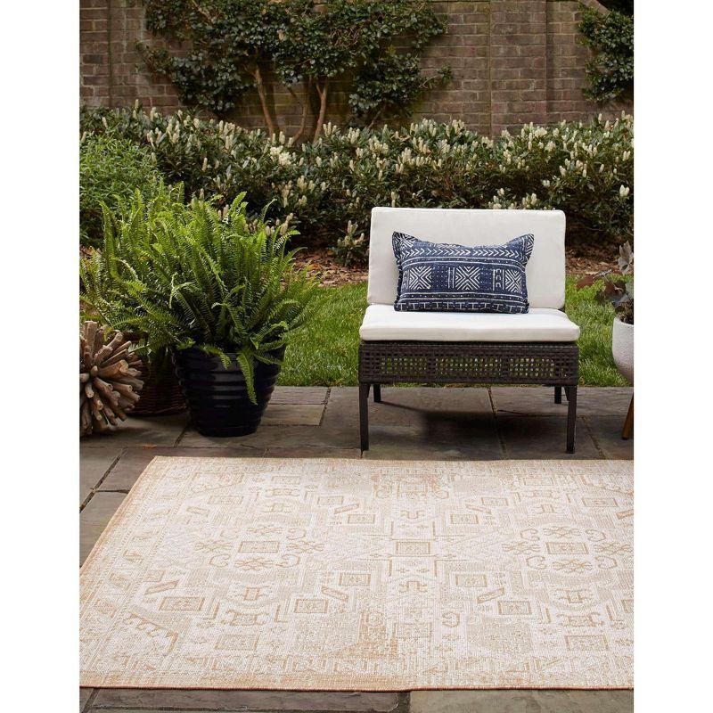 Natural Medallion 5'3" Square Outdoor Aztec Rug in Brown