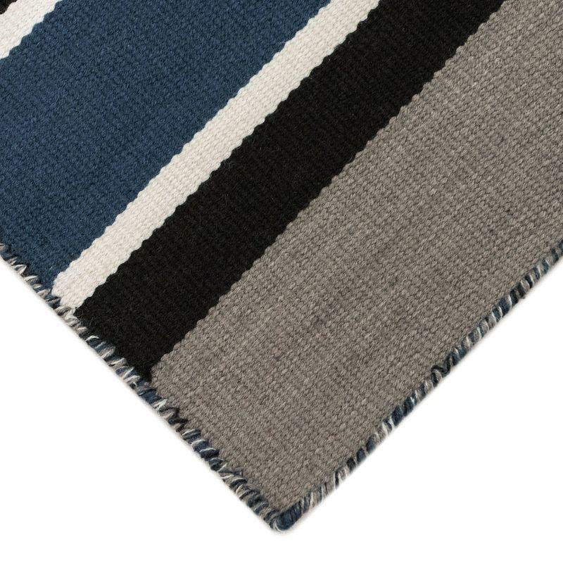 Coastal Stripe Navy Blue Synthetic 4' x 6' Reversible Outdoor Rug