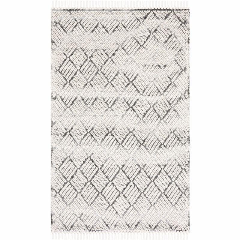 Handwoven Ivory and Black Wool 4' x 6' Area Rug