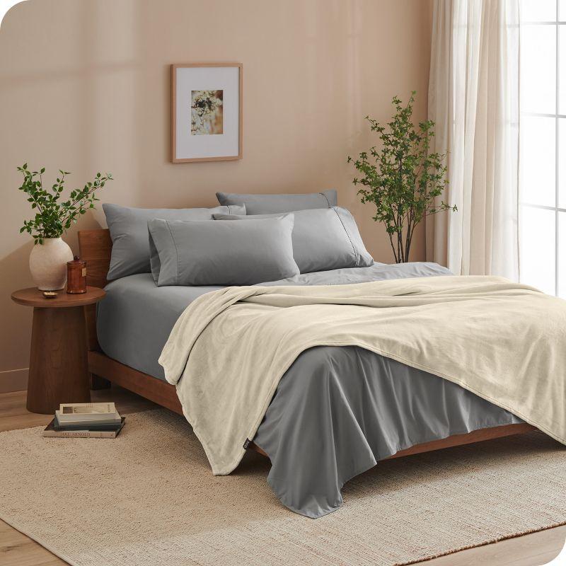 Oyster Microplush Full/Queen Fleece Blanket by Bare Home