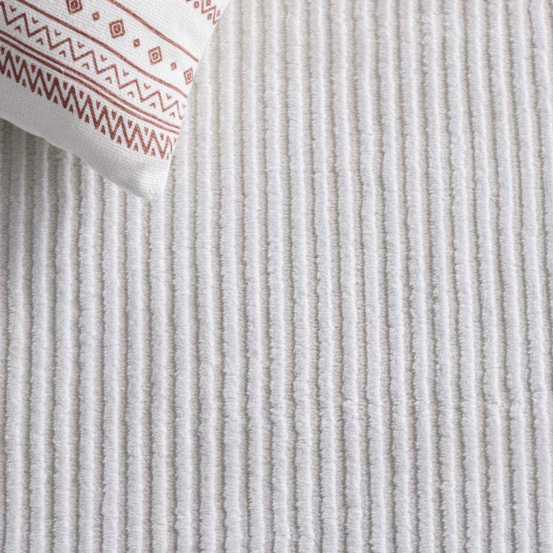 Saylor 100 SAY112 Power Loomed Indoor Area Rug - Ivory - 5'-5"x7'-7" - Safavieh
