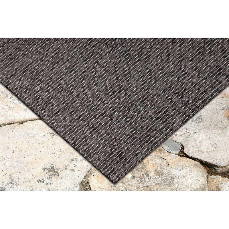 Liora Manne Carmel Texture Stripe Indoor/Outdoor Rug Black 4'10" x 7'6"