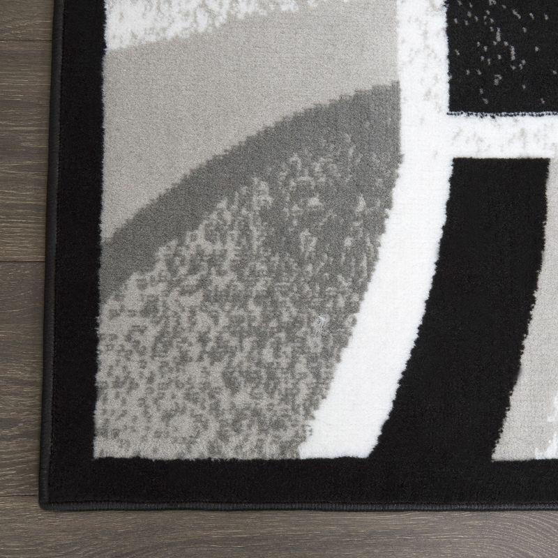 22" Easy-Care Reversible Black/Gray Synthetic Area Rug