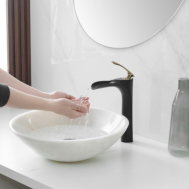 6050 Vessel Sink Faucet Vessel Sink Faucet Single-handle Bathroom Faucet with Drain Assembly