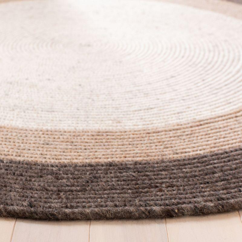 Ivory Elegance 36" Round Braided Wool Area Rug