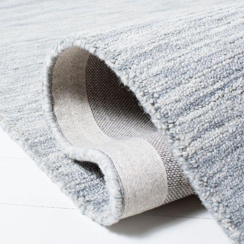 Metro MET152 Hand Tufted Indoor Accent Rug - Light Grey - 3'x5' - Safavieh