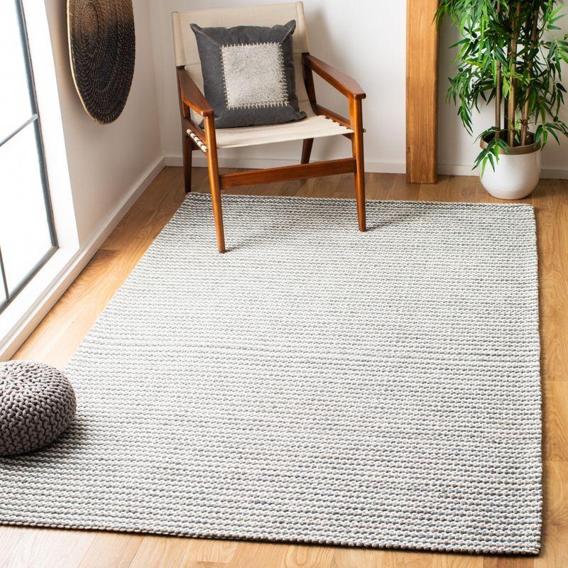 Charcoal and Ivory Handwoven Wool Flat Weave Rug, 4' x 6'