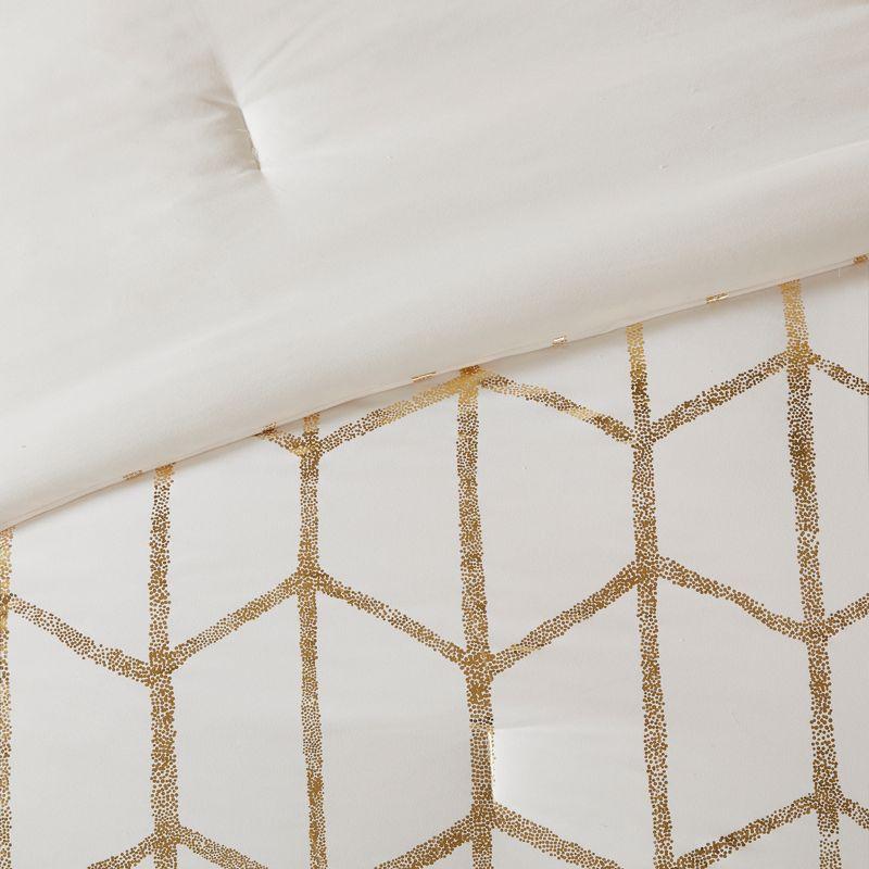 Intelligent Design Raina Metallic Printed Comforter Set