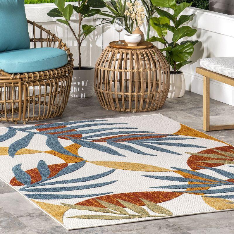 Nuloom Saskia Floral & Paisley 8x10 Indoor/Outdoor Area Rug for Living Room Patio Deck Front Porch Kitchen, Multicolor/Ivory