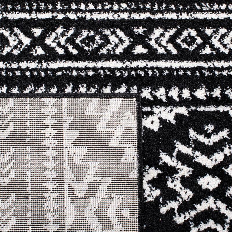 Tulum TUL272 Power Loomed Indoor Area Rug - Black/Ivory - 5'3"x7'6" - Safavieh