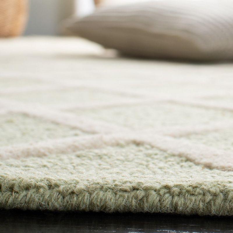 Cambridge CAM135 Hand Tufted Area Rug  - Safavieh