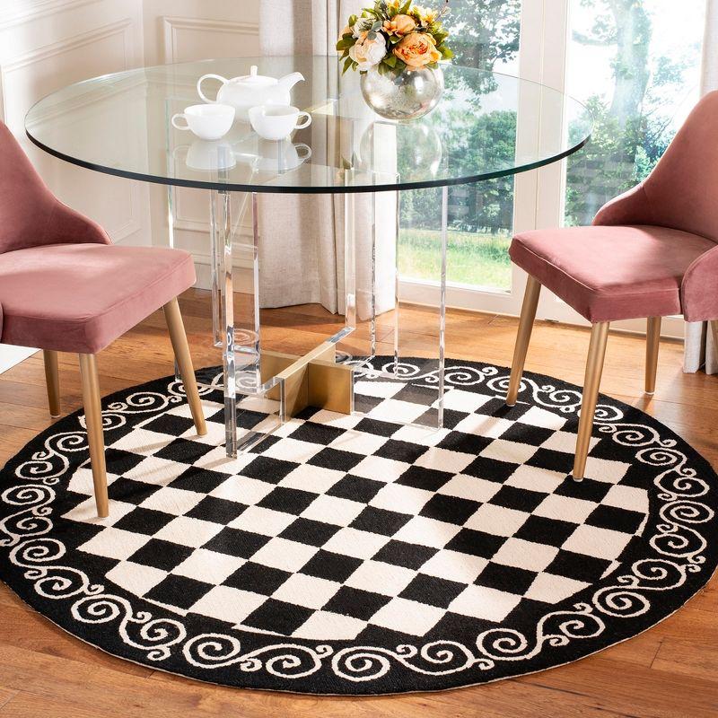 Handmade Black Floral Wool Round Area Rug 47"