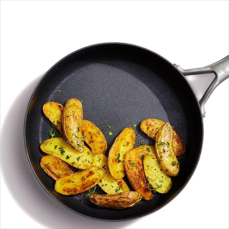 OXO OXO Ceramic Pro 9 Inch Skillet