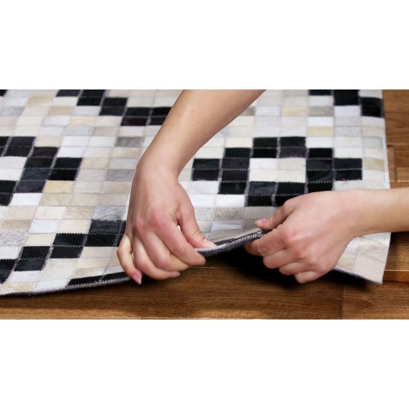 Studio Leather STL811 Hand Woven Area Rug - Ivory/Black - 4'x6' - Safavieh.