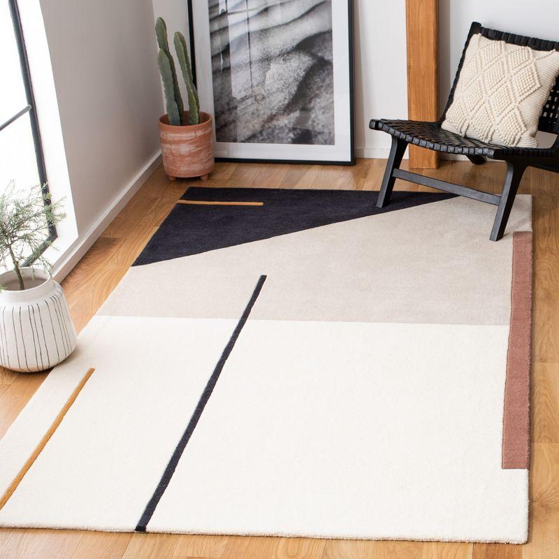 Fifth Avenue FTV110 Hand Tufted Area Rug - Ivory/Black - 5'x8' - Safavieh.