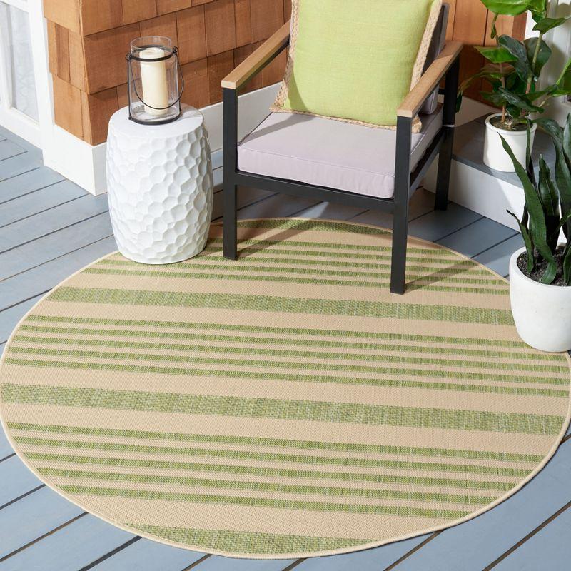 Reversible Courtyard Beige & Sweet Pea 4' Round Synthetic Rug