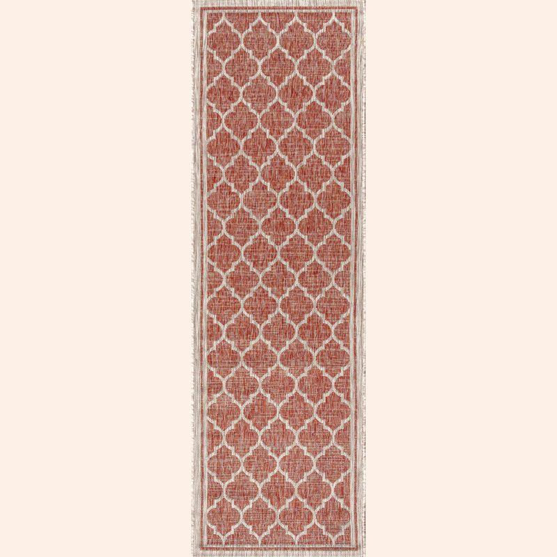 Trebol Moroccan Trellis Textured Weave Indoor/Outdoor Area Rug - JONATHAN Y