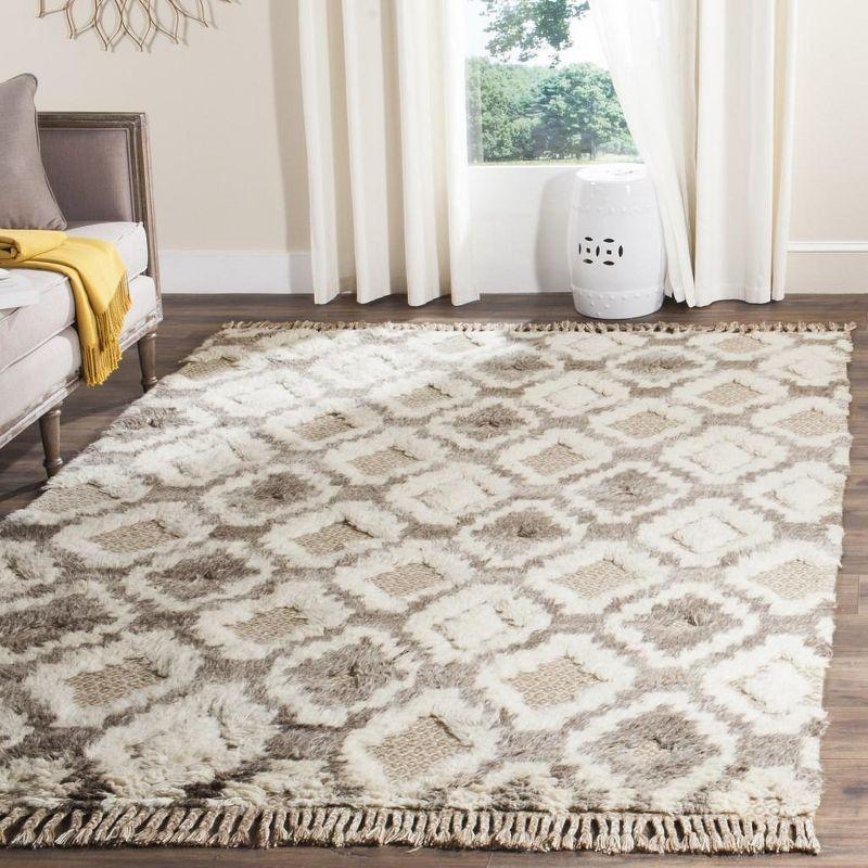 Hand-Knotted Artisan Gray Wool 5' x 8' Area Rug