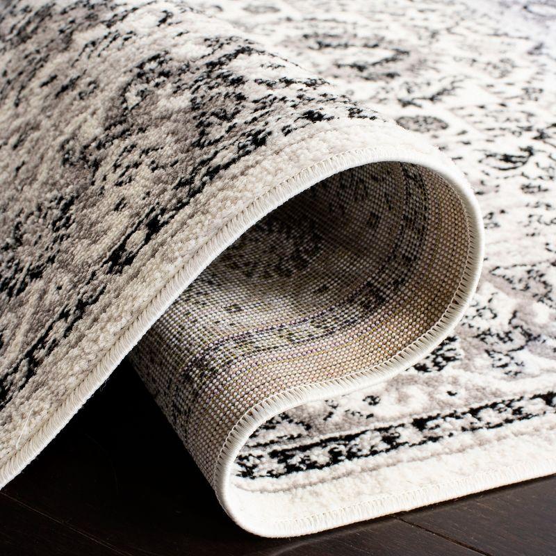 Skyler SKY126 Power Loomed Indoor Area Rug - Grey/Ivory - 4'x6' - Safavieh