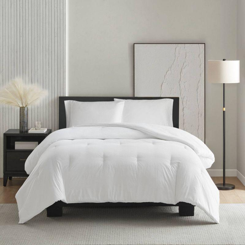 White Full Microfiber Down Alternative Bedspread