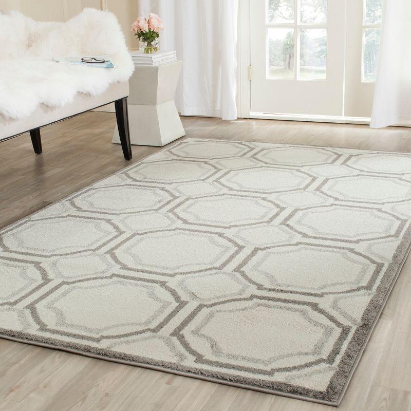 Amherst AMT411 Power Loomed Area Rug  - Safavieh