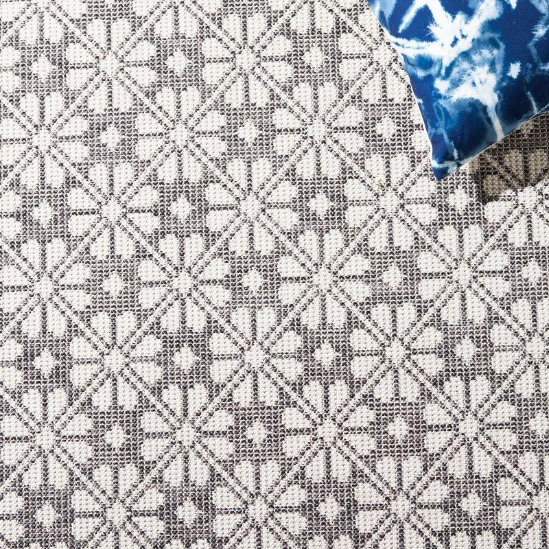 Martha Stewart Rugs Msr400 Performance Geometric Rug