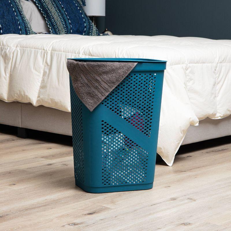 Mind Reader Mind Reader 60L Slim Laundry Hamper, Clothes Basket, Lid, Ventilated, Plastic, 17.25"L x 13.75"W x 23.5"H, 2-Pack