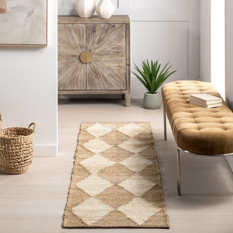 Nuloom Louie Diamond Checkerboard Jute Area Rug, 2' x 8', Natural