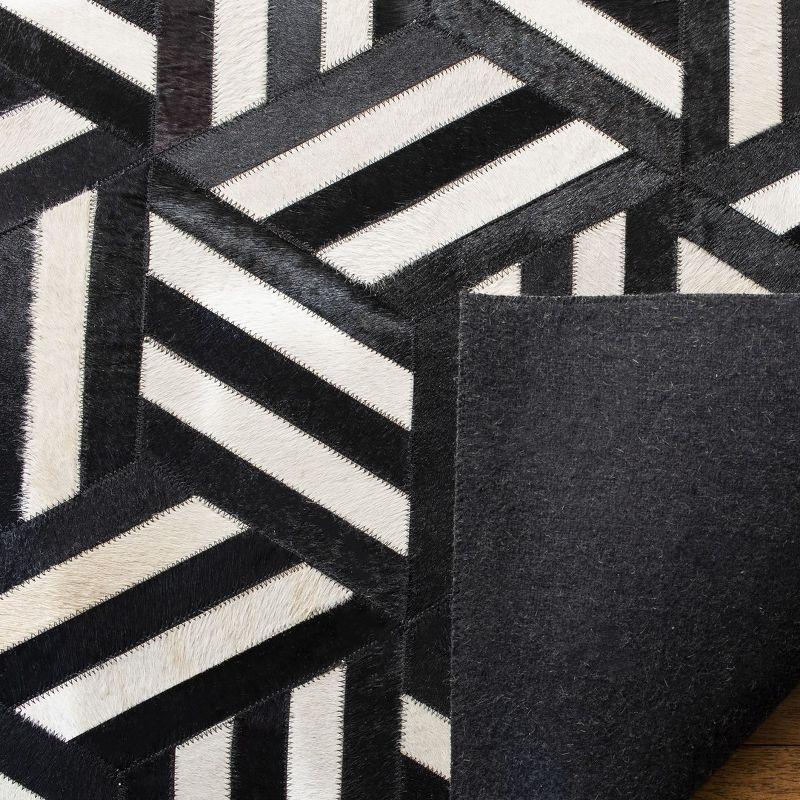 Studio Leather STL219 Hand Woven Indoor Area Rug - Ivory/Black - 4'x6' - Safavieh