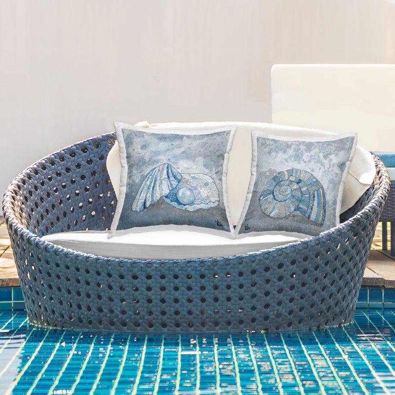 Stupell Industries Indoor/Outdoor Throw Pillow (Set of 2)