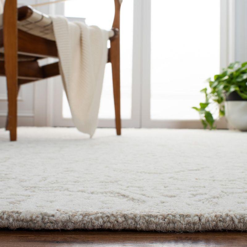 Metro MET998 Hand Tufted Indoor Area Rug - Natural/Ivory - 4'x6' - Safavieh