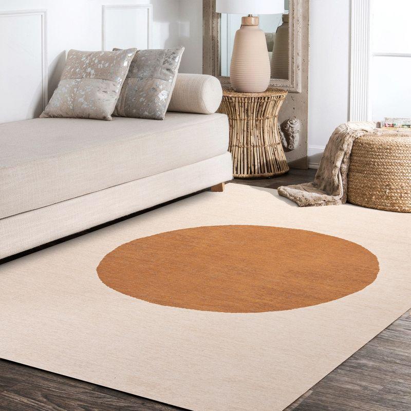 Cirkel Minimalist Geometric Dot Machine-Washable Area Rug - JONATHAN Y