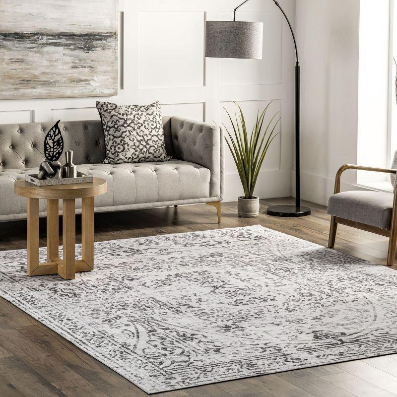 Nuloom Bess Persian Vintage Pet Friendly Machine Washable Area Rug, 4' x 6', Ivory