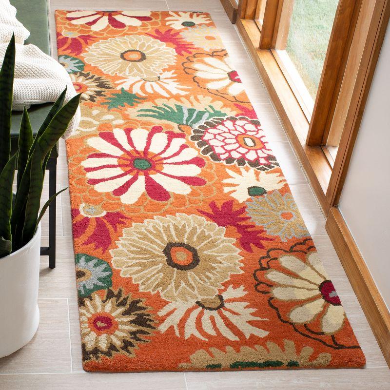 Arber Hand Tufted Wool Floral Rug