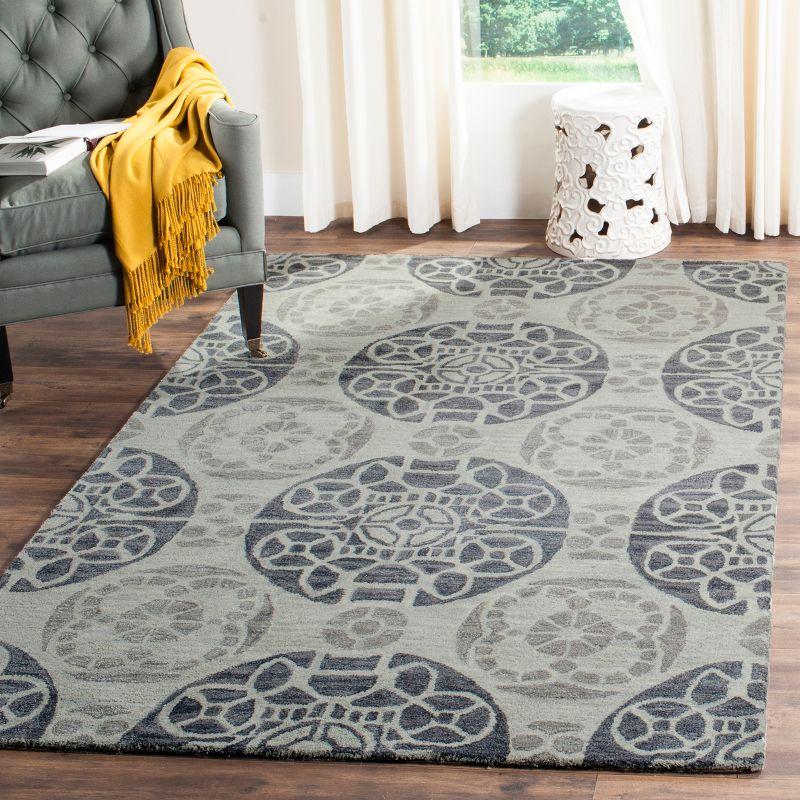 Wyndham WYD376 Hand Tufted Area Rug  - Safavieh