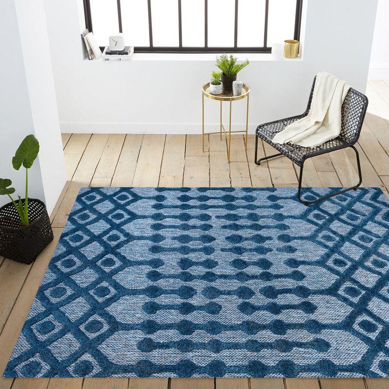 Peralta Moroccan Diamond Indoor/Outdoor Area Rug - JONATHAN Y