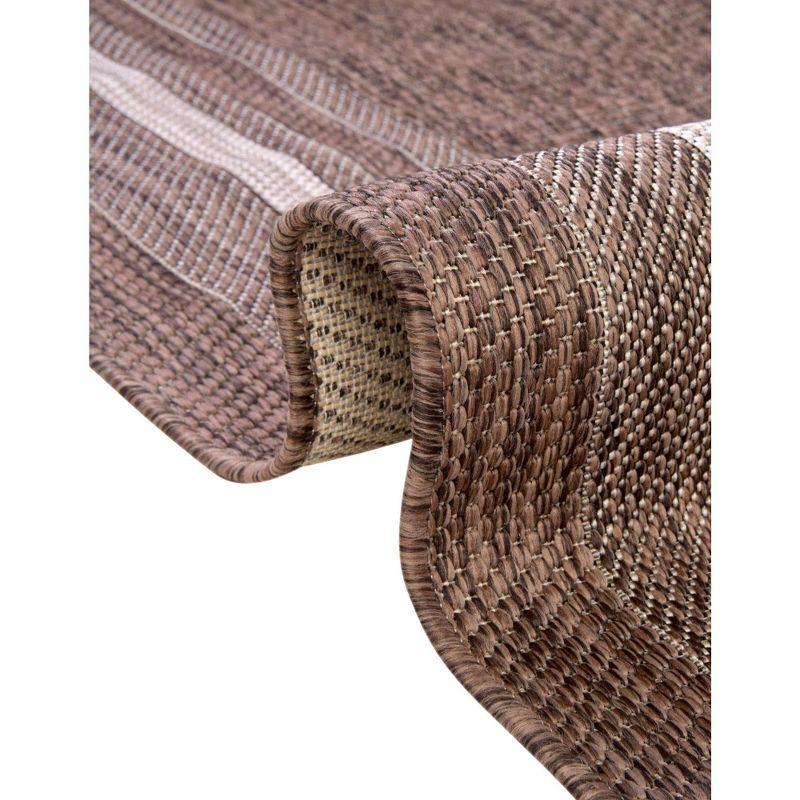 Unique Loom 5' 3 x 8' 0 Rectangle Indoor/Outdoor Border Brown Area Rug