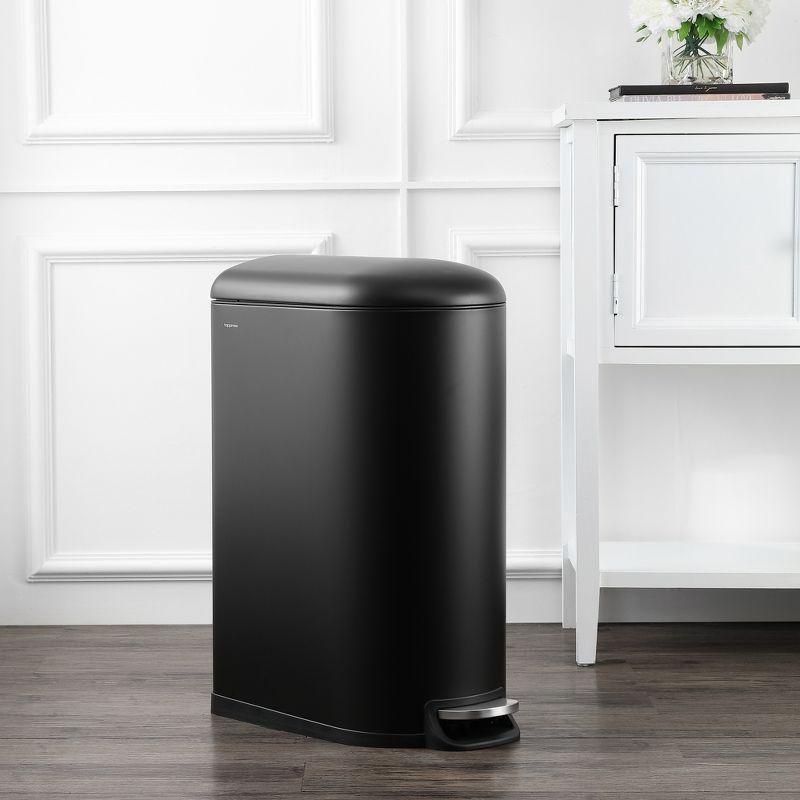 happimess Roland Mini 2.6-Gallon Step-Open Trash Can