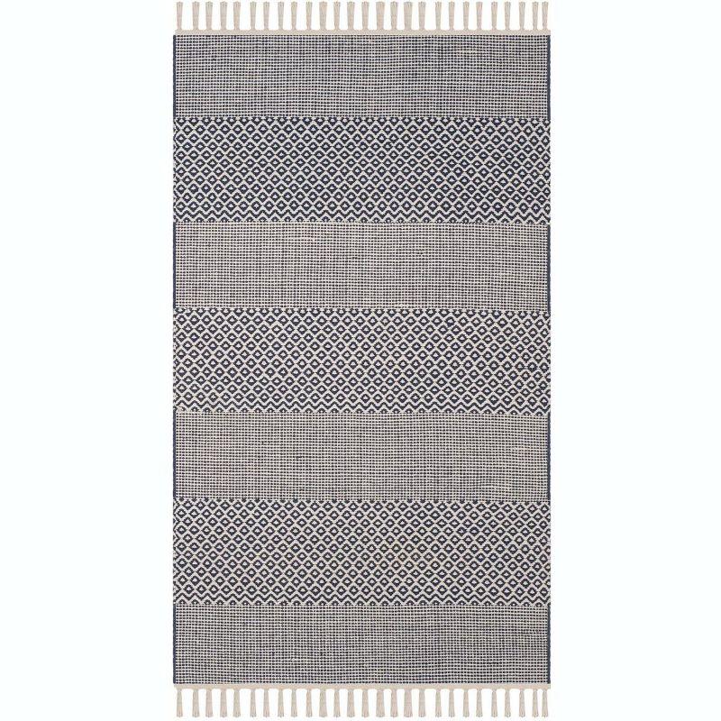 Montauk MTK330 Hand Woven Indoor Rug - Safavieh