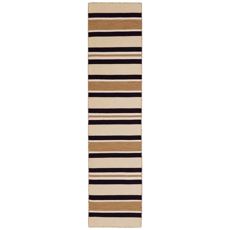 Liora Manne Sorrento Stripes Indoor/Outdoor Rug..