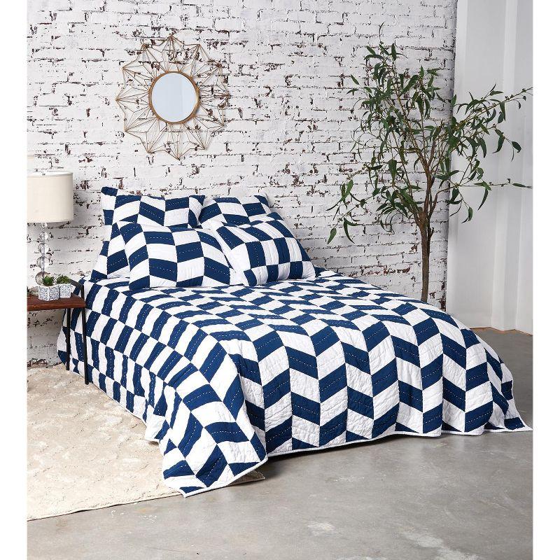 King White and Indigo Cotton Reversible Quilt Set