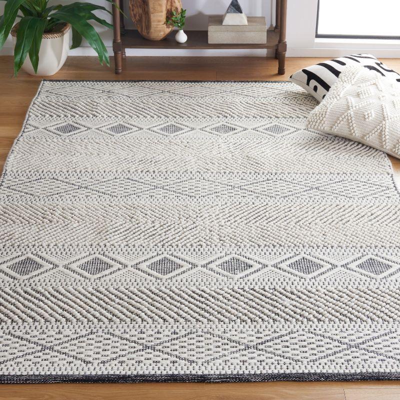 Union Rustic Dessiree Hand Woven Wool And Cotton Geometric Rug