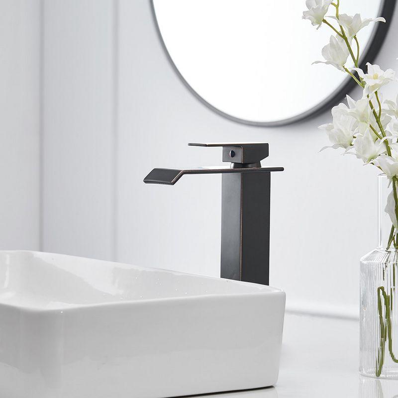 Vessel Sink Faucet Single-handle Bathroom Faucet with Drain Assembly