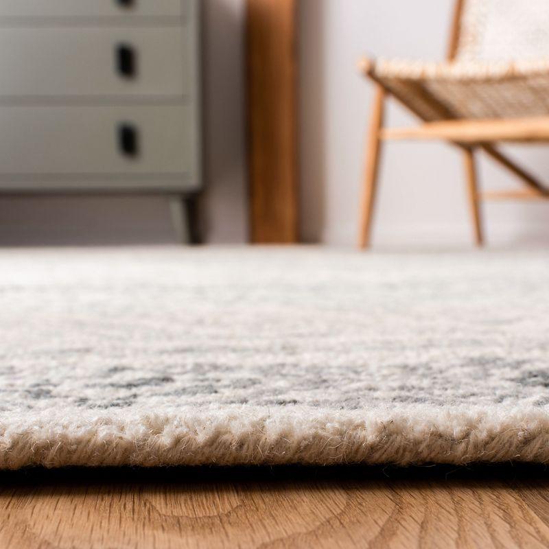 Micro-Loop MLP206 Hand Tufted Indoor Area Rug - Ivory/Grey - 5'x8' - Safavieh