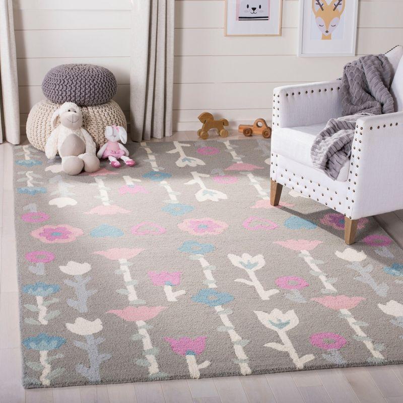 Safavieh Kids Floral SFK918 Hand Tufted Indoor Accent Rug - Grey/Pink - 3'x5' - Safavieh