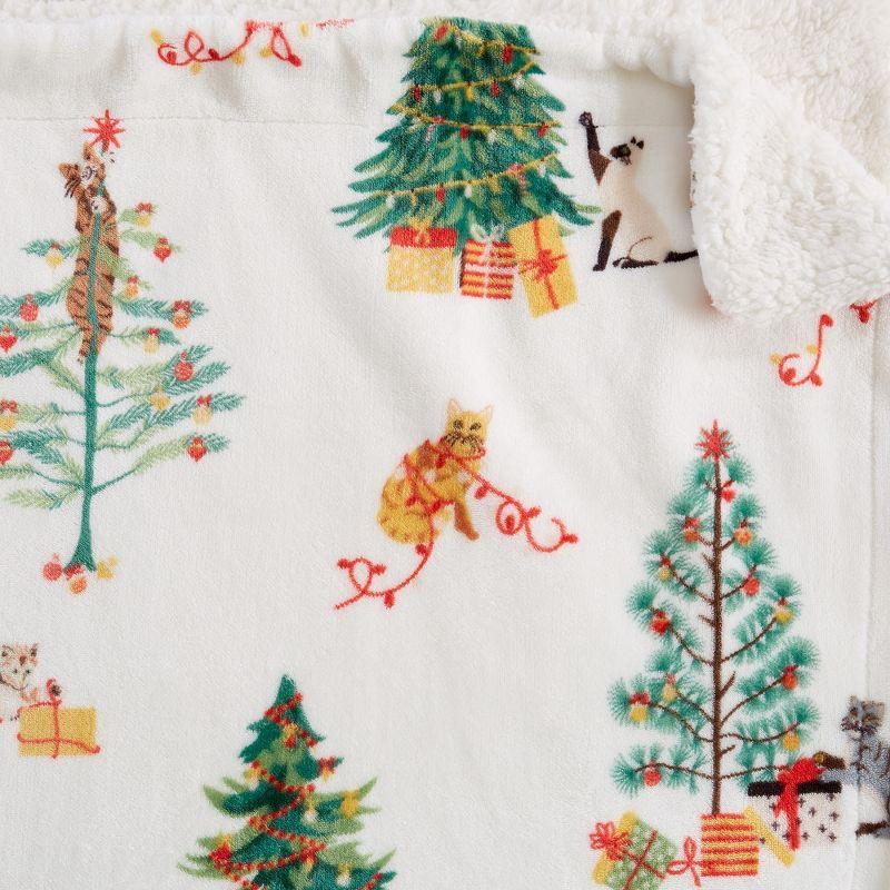 Holiday-Printed Plush Throw Blanket - Great Bay Home