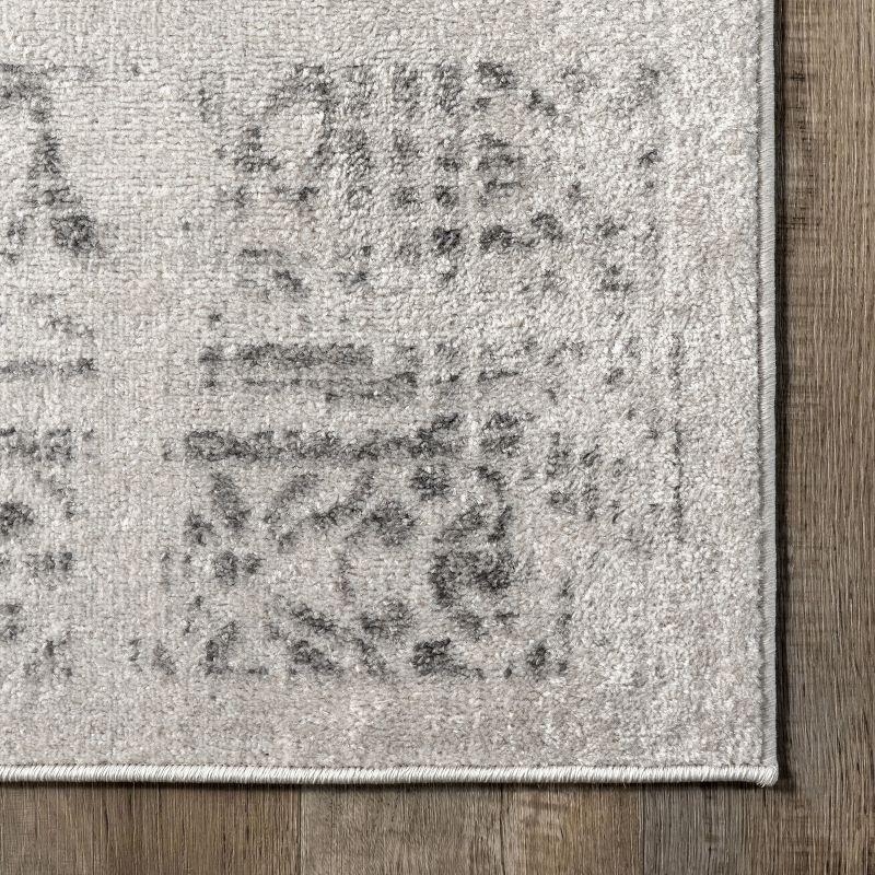 Nuloom Arlena Medallion 4x6 Indoor Area Rug for Living Room Bedroom Dining Room Kitchen, Grey/Ivory