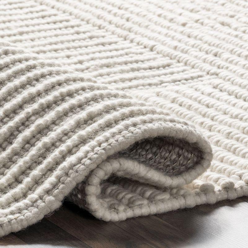 Nuloom Dorene Contemporary High-Low Striped Wool Area Rug